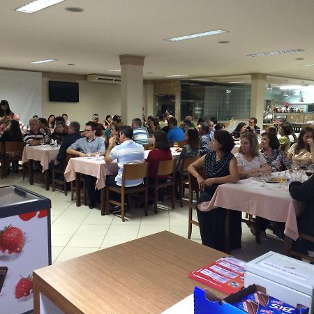 Hotel E Churrascaria Los Pagos Linhares Bagian luar foto