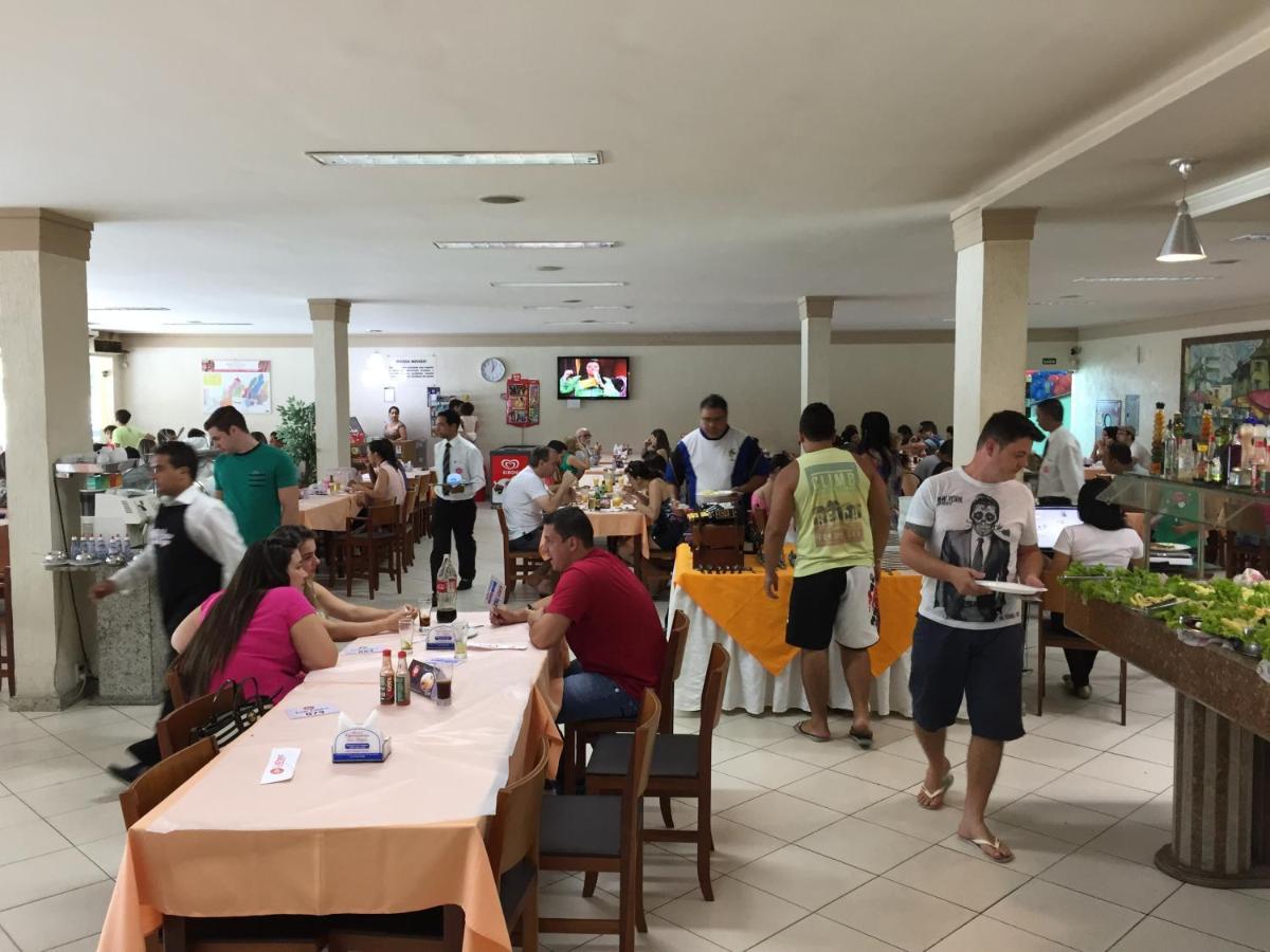 Hotel E Churrascaria Los Pagos Linhares Bagian luar foto